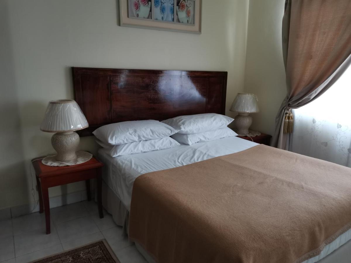 Ainis Guest House In Vista Amani Condominium Kuala Lumpur Esterno foto
