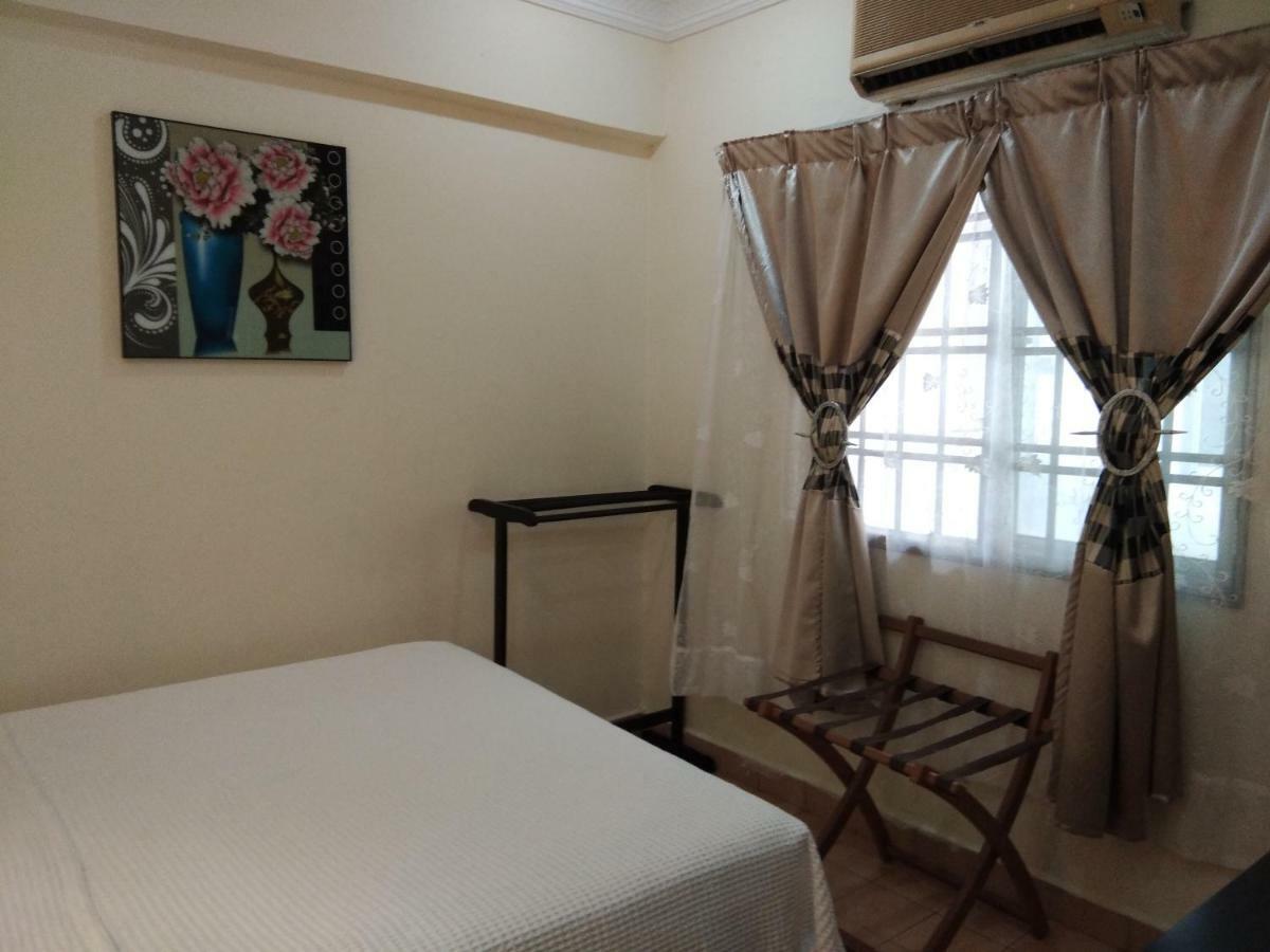 Ainis Guest House In Vista Amani Condominium Kuala Lumpur Esterno foto