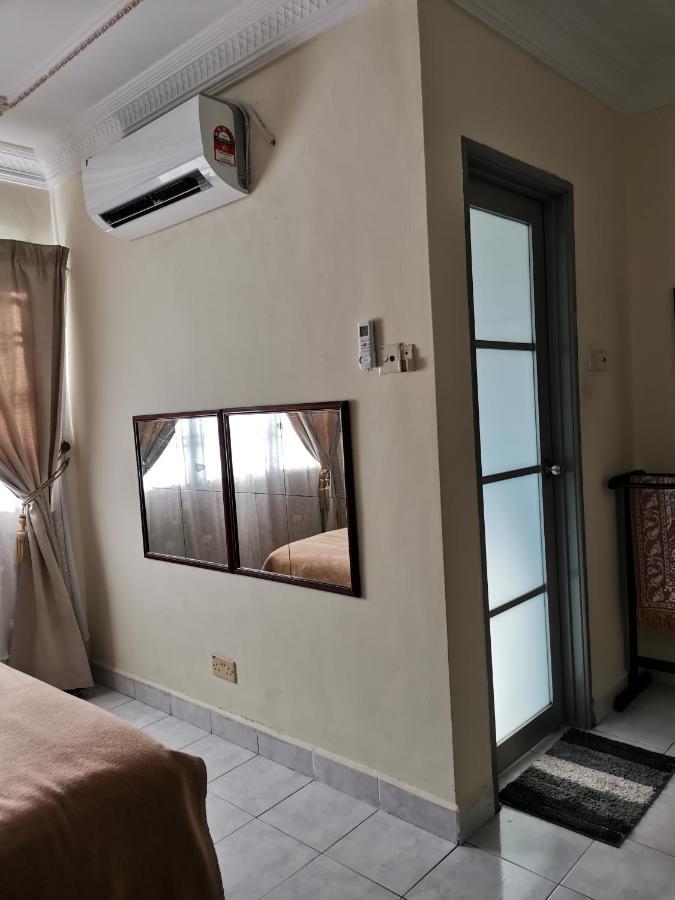 Ainis Guest House In Vista Amani Condominium Kuala Lumpur Esterno foto