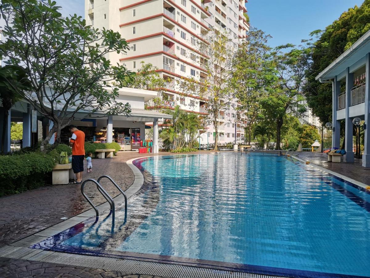 Ainis Guest House In Vista Amani Condominium Kuala Lumpur Esterno foto