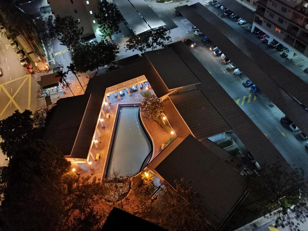 Ainis Guest House In Vista Amani Condominium Kuala Lumpur Esterno foto