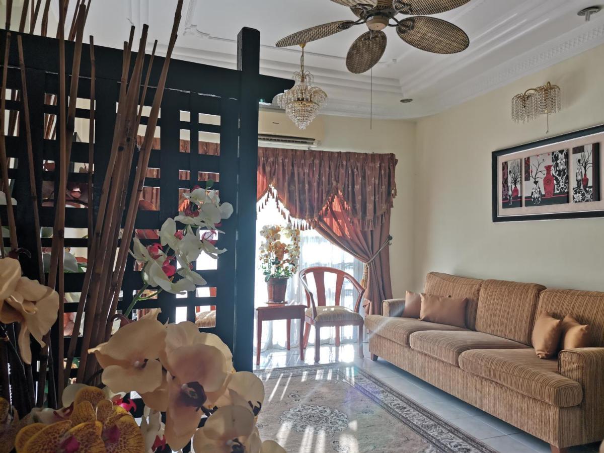Ainis Guest House In Vista Amani Condominium Kuala Lumpur Esterno foto